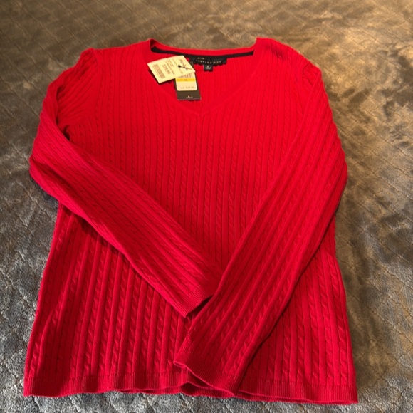 Tommy Hilfiger red long sleeve cable knit sweater - Picture 2 of 3